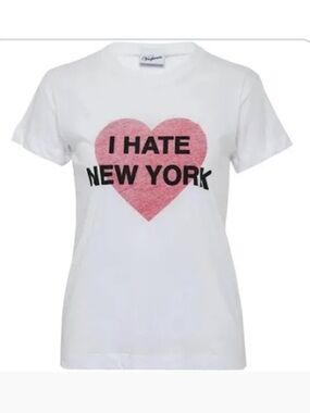Vaquera White Graphic Tee with Pink Heart 'I HATE NEW YORK'